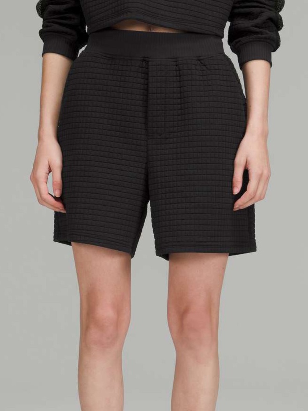 NEW Lululemon Lab Textured Grid 5.5” High-Rise Short Sz 4 Black Knit Shorts - Picture 2 of 10